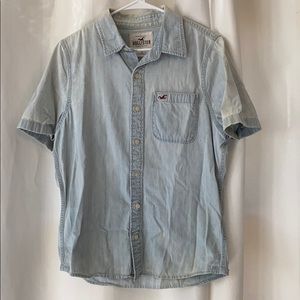 Hollister light washed short sleeve denim shirt